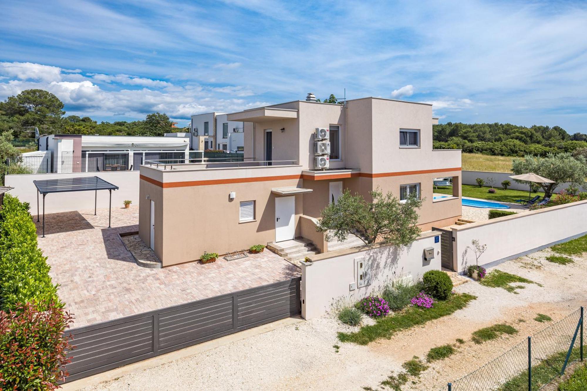 Villa Sunny Olive Peroj Exterior foto