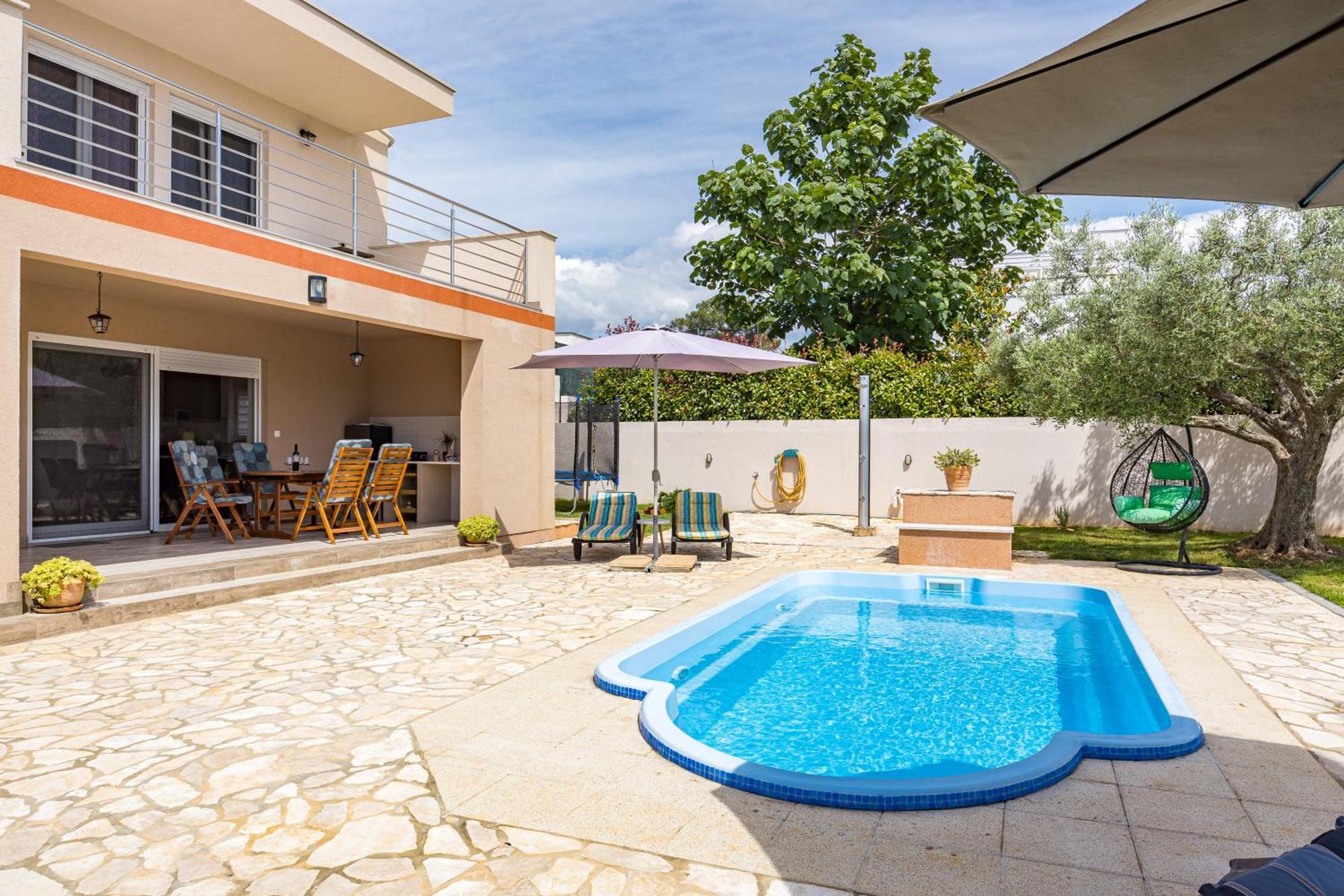 Villa Sunny Olive Peroj Exterior foto